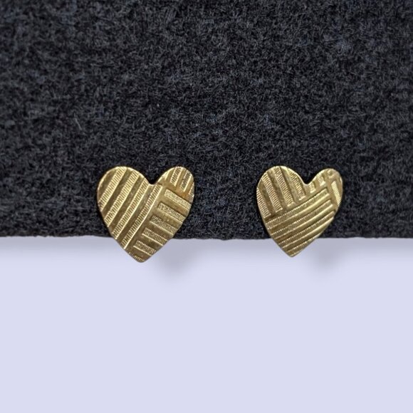 (2/$20) Vintage Metal Striped Heart Earrings - Picture 3 of 5